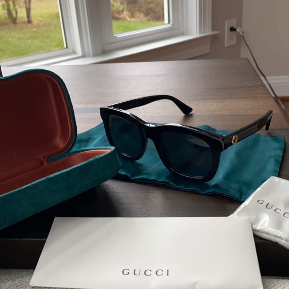 Gucci sunglasses